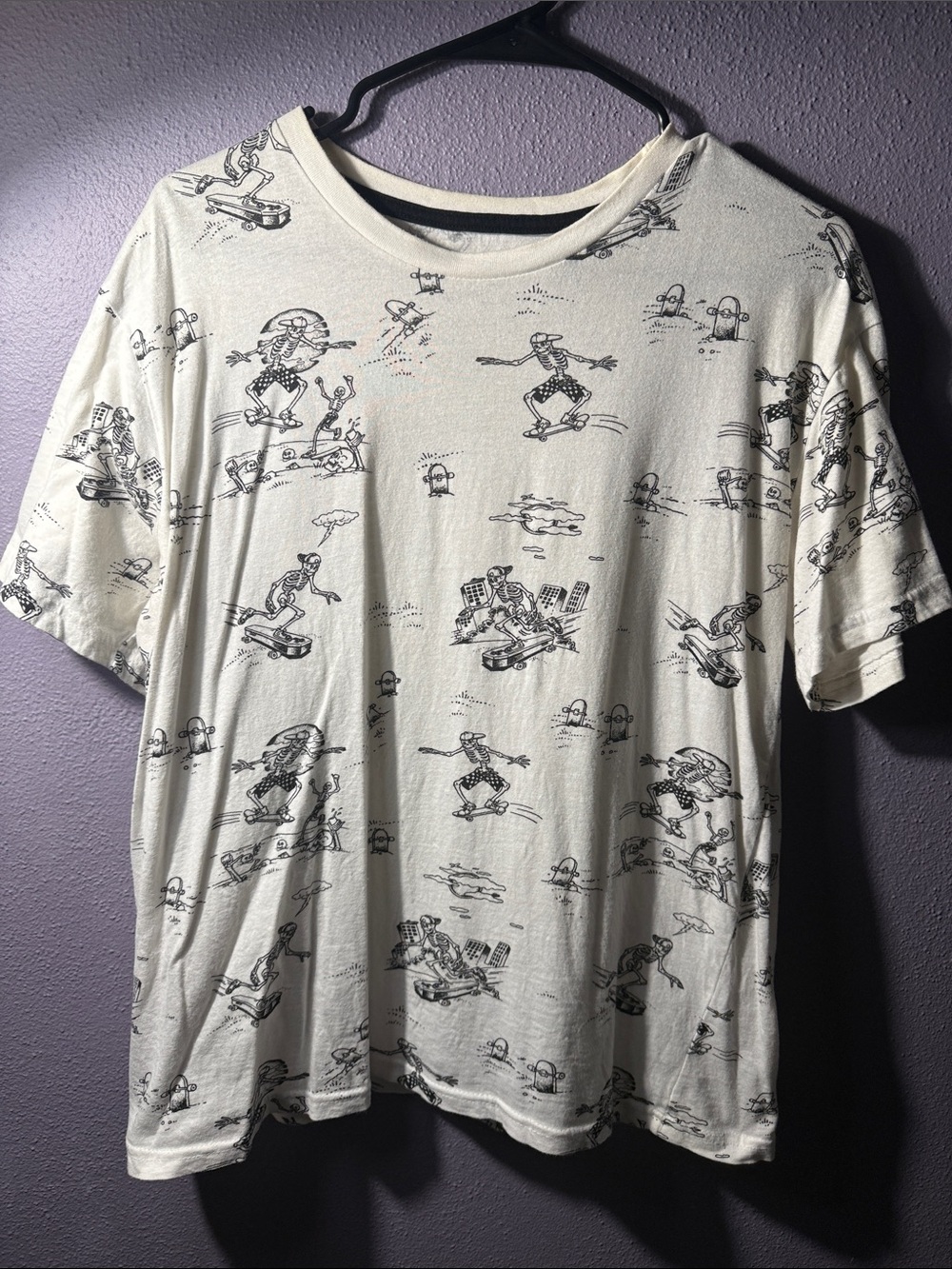 Eighty Eight Cream Short-Sleeve Tee with Black Skateboarder Print